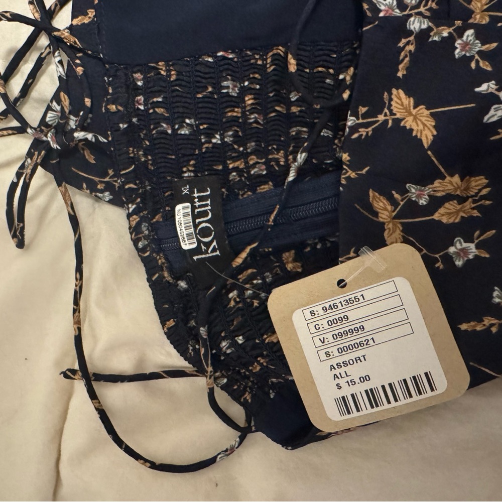Floral Black Camisole Top - Picture 3 of 3